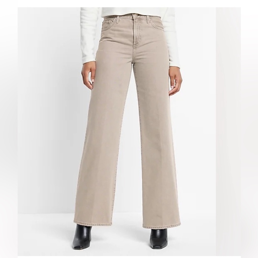 Express Women's Tan Flare Jeans
